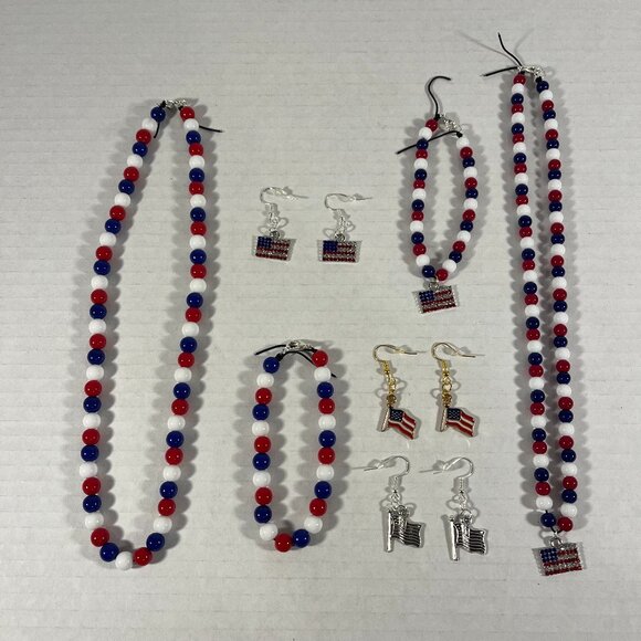 Jewelry Set! Patriotic Jewelry! 2 Necklaces, 2 Bracelets, 3 Earrings! NWT - Picture 1 of 1